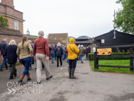 PN131024-110 - Paul Nicholls Stable visit